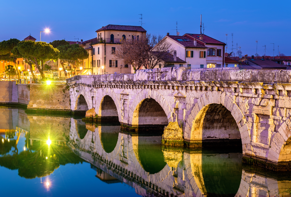 Ponte di Tiberio Rimini centro storico